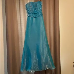 Le Gala by Mon Cheri Gown